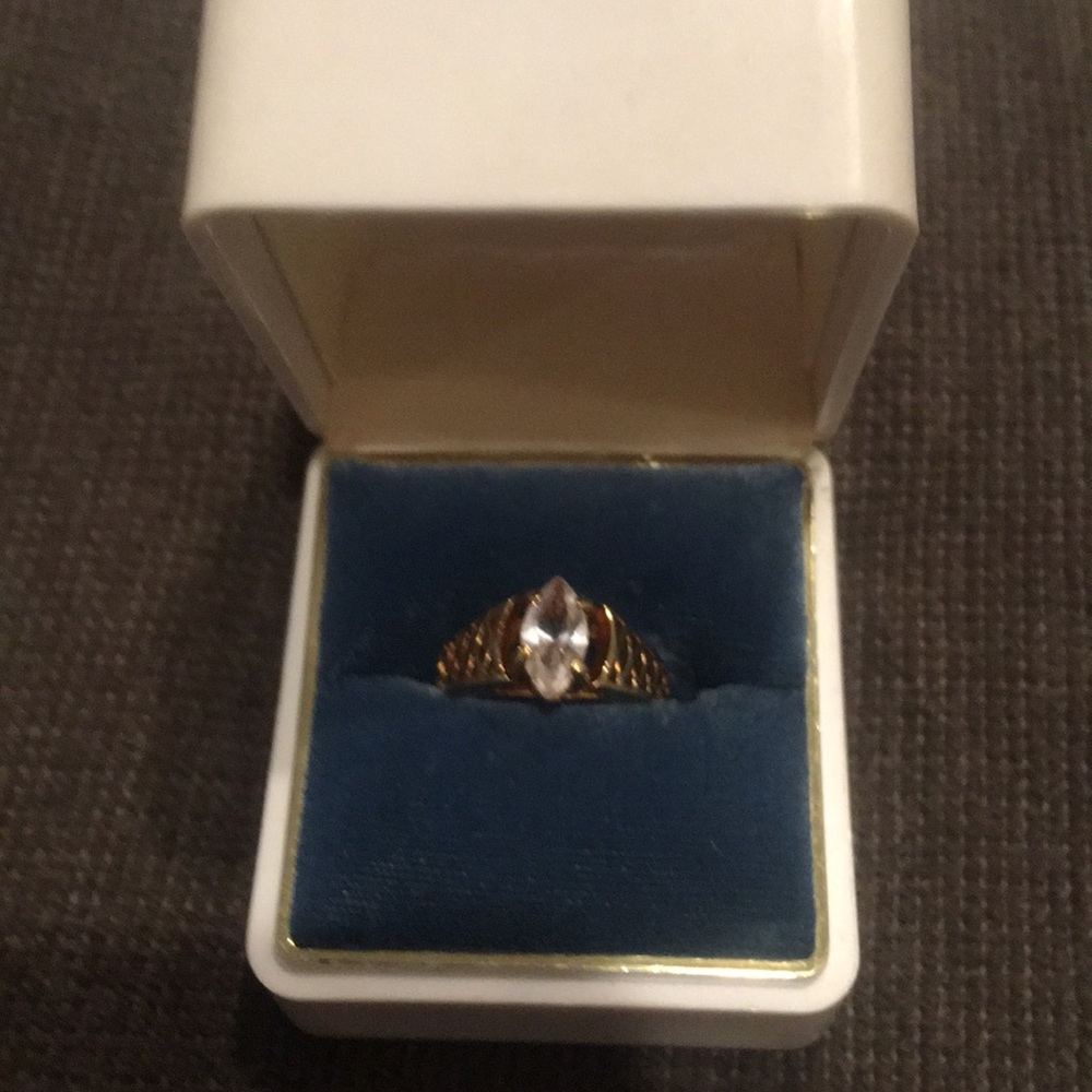 14k gold ring with white topaz stone